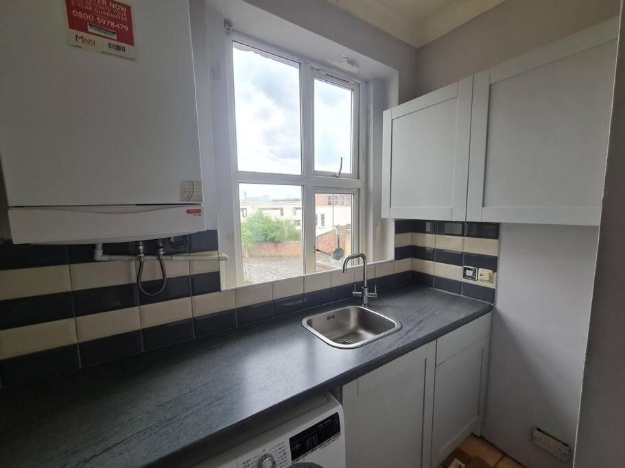 Cute One Bedroom Apartment London Luaran gambar