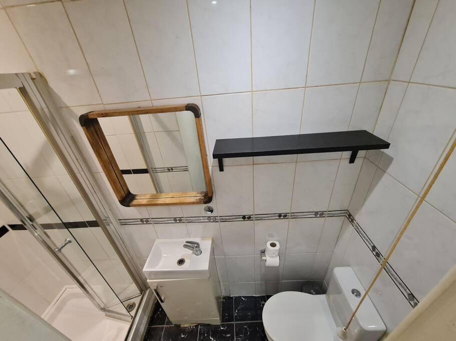 Cute One Bedroom Apartment London Luaran gambar